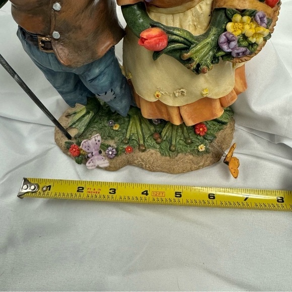Frog Farmer Couple Resin Figurine Statue 9” - Picture 9 of 9